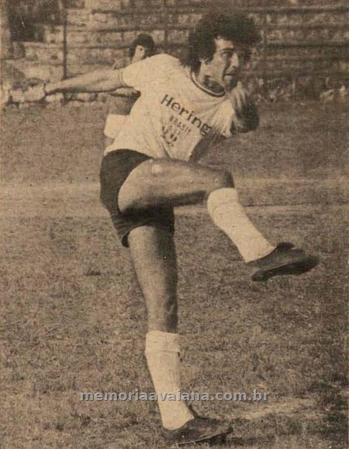 Fonte: Jornal O Estado, 19/08/1974. Paulo Roberto · 1974