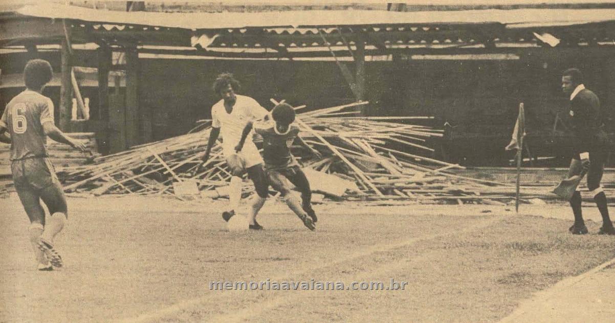Estádio Heriberto Hulse passava por obras. Foto: Jornal O Estado, 23/04/1979